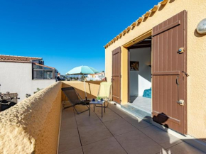 Apartment Les Caraïbes du Levant by Interhome